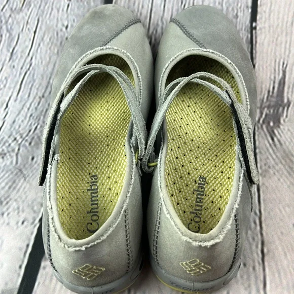 COLUMBIA Gray Suede & Canvas Mary Jane Tech Lite Omni-Grip Hiking Walking Flats - Picture 15 of 17